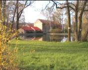 Pohled na ��k�v ml�n v Dobrov�zi